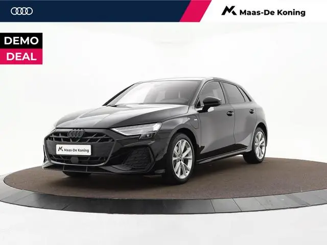 Audi A3 Sportback 40 TFSIe 204pk S-tronic S edition · Camera · Apple/Android Car Play · Stoelverwarm...