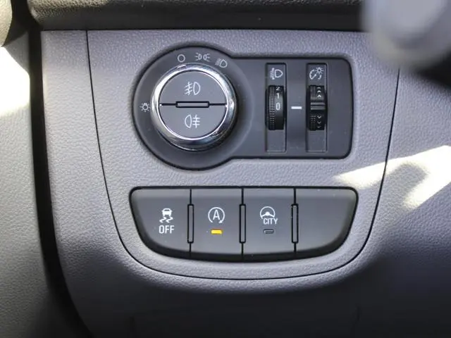 Opel KARL