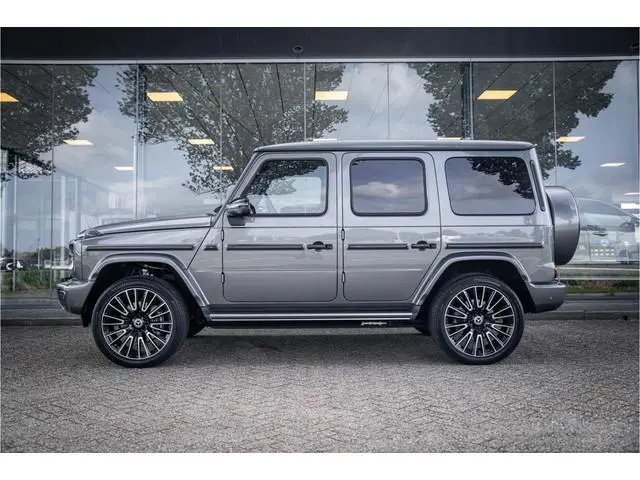 Mercedes-Benz G-Klasse