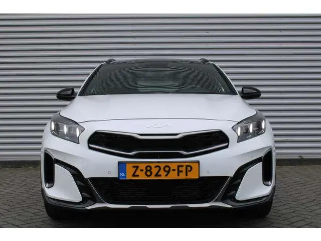 Kia Xceed 1.5 T-GDi DCT7 GT-PlusLine | Automaat | JBL Audio | Pano | 18 inch | Navi | Elek. stoelverstelling |