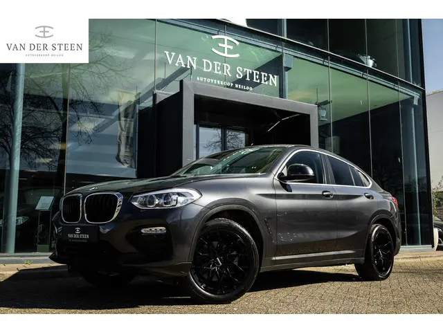 BMW X4 xDrive20i High Executive Edition Stoelverwarming V+A | Luxe Lederen Bekleding | Afn. Trekhaak...