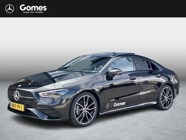 Mercedes-Benz CLA-klasse 180 Business Solution AMG  | Night Pakket | Panoramadak | 360° Camera | Dod...