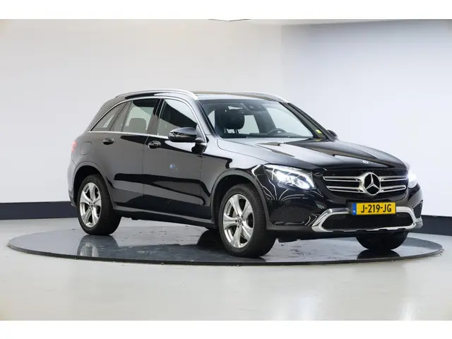 Mercedes-Benz GLC-klasse 250 4MATIC Business | Exclusive | Panoramadak | Trekhaak |