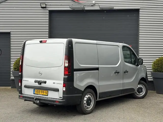 Opel Vivaro 1.6 CDTI L1H1 Sport EcoFlex | Navigatie | Camera | Trekhaak | DAB | Cruise Control |
