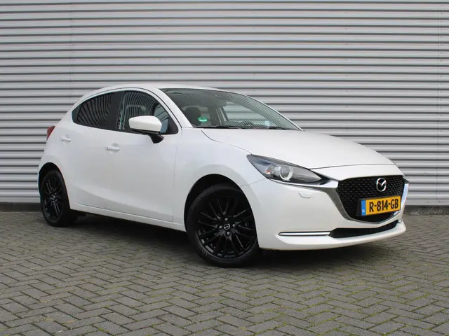 Mazda 2 1.5 Skyactiv-G Luxury | Trekhaak | Camera | Stuur-/stoelverwarming | Navi | 16" LM | Clima |...