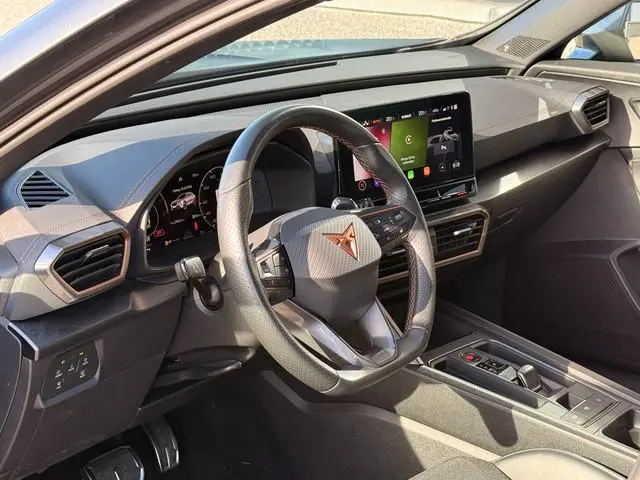 CUPRA Formentor 1.5 TSI | Beats | ACC | Achteruitrijcamera | Stuur / Stoelverwarming | Apple Carplay...