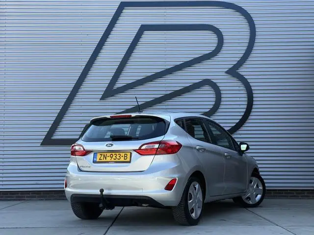 Ford Fiesta 1.1 Trend Navi|Trekhaak|Carplay|Cruise|Clima|N.A.P|APK tot 07-2027