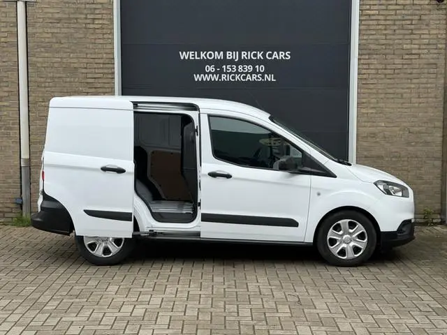Ford Transit Courier