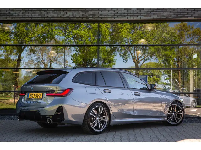BMW 3-serie Touring 330e M-Sport , Adap. cruise, Stuur/stoelverwarming,