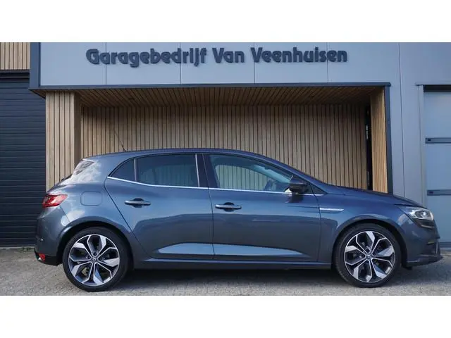 Renault Mégane 1.3 140pk TCe Bose Xenon Cruise Pdc Keyless Navi *94610km* Bose 18 inch LM a.Camera