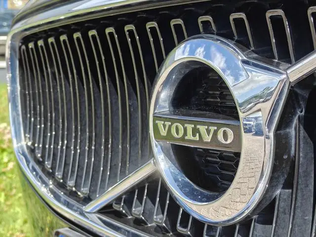 Volvo V90