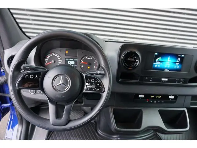 Mercedes-Benz Sprinter 516 160pk Automaat 3500kg L2H2 Dubbellucht Trekhaak Apple Carplay Camera