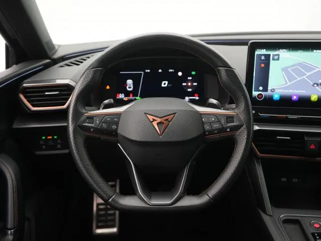 Cupra Leon Sportstourer 1.4 e-Hybrid Bns | Navigatie | Stuurverwarming | LED | Camera |