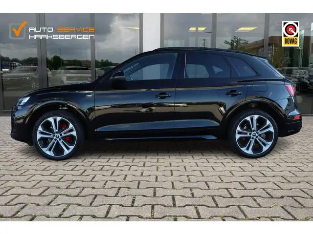 Audi Q5 55 TFSI e S-Line | B&O | Camera | 21 Inch |
