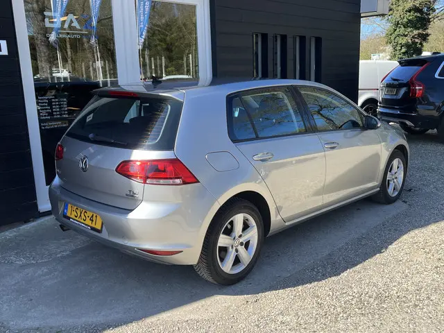 Volkswagen Golf 1.2 TSI Highline Ecc/Audio/Navi/Trekhaak
