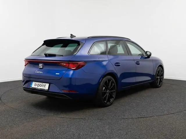 SEAT Leon Sportstourer 1.4 TSI eHybrid PHEV FR 204pk | Panoramadak | Park Assist | Airco automatisch...