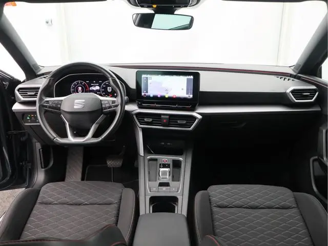 SEAT Leon Sportstourer 1.5 eTSI FR Business Intense/ mooie auto!