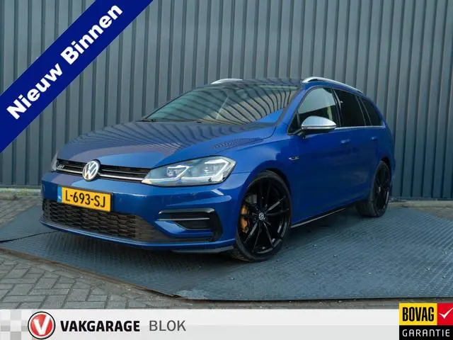 Volkswagen Golf 1.5 TSI Highline Business R | Panodak | Groot Navi | Trekhaak afnb. | Keyless | Prij...