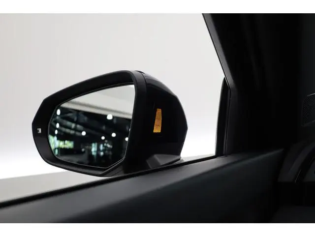 Audi RSQ3