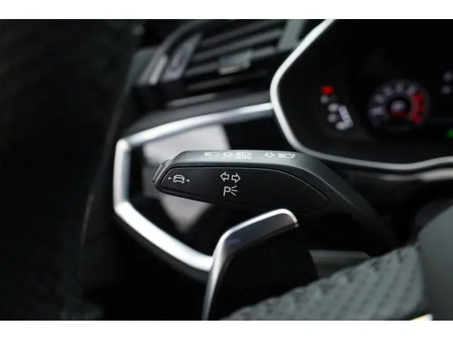 Audi RSQ3