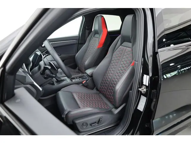 Audi RSQ3