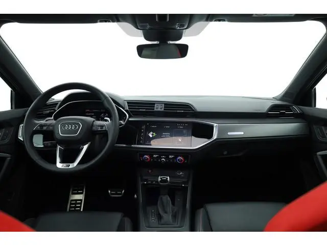 Audi RSQ3