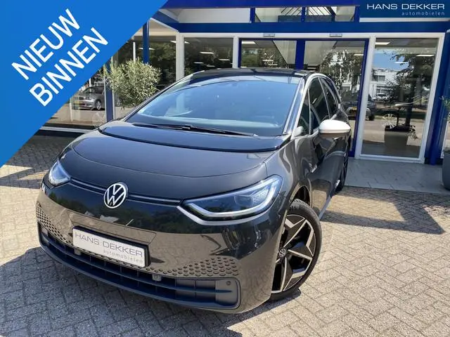 Volkswagen ID.3 First Plus 58 kWh Stoel + Stuur verwarming / ACC / Keyless start + entry