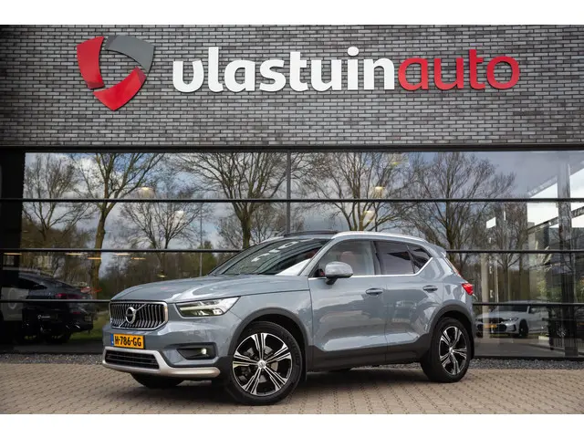 Volvo XC40 2.0 T4 Inscription , Panoramadak, Trekhaak, Adap. cruise,
