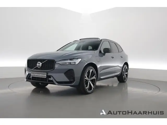 Volvo XC60 2.0 T6 Plug-in hybrid AWD Plus Dark SOH 97% | Pano | Memory Seats | Elek. Trekhaak | Came...