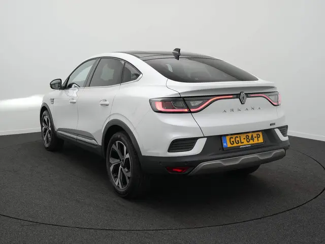 Renault Arkana 1.6 E-Tech Hybrid 145 Techno - DEMO - Elektrische stoelen - Stoel- en stuurverwarming...