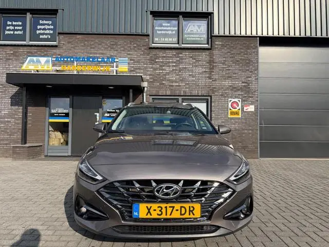Hyundai i30 Wagon 1.5 T-GDi MHEV Premium | 1E EIGENAAR | 3/6/12MND GARANTIE | SCHUIFDAK | AUTOMAAT |...