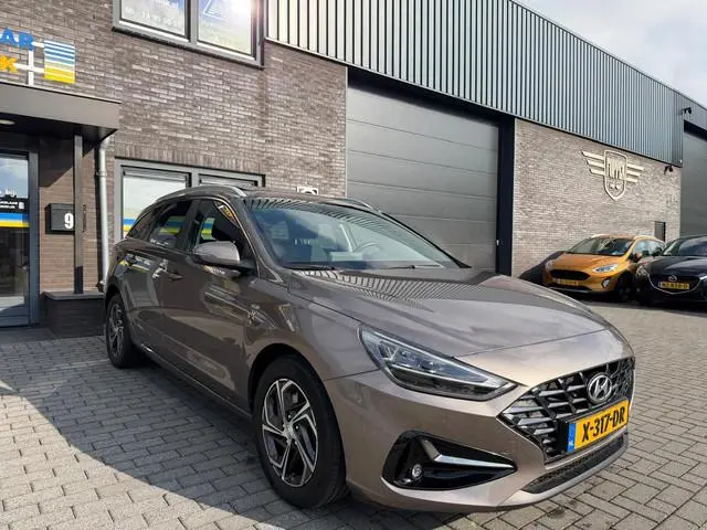 Hyundai i30 Wagon 1.5 T-GDi MHEV Premium | 1E EIGENAAR | 3/6/12MND GARANTIE | SCHUIFDAK | AUTOMAAT |...
