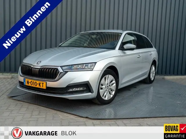 ŠKODA Octavia Combi 1.0 TSI Business Edition | Trekhaak wegkl. | Camera | Prijs Rijklaar!!