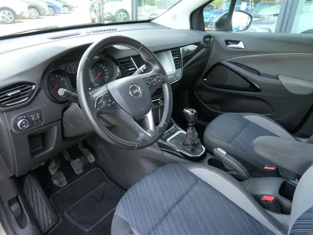 Opel Crossland X 1.2 Turbo 120 Jaar Edition | Navigatie | LED | Park Pilot | Camera