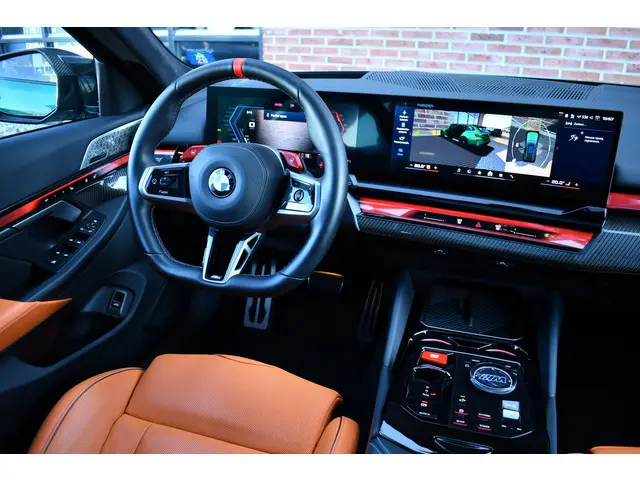 BMW 5-serie Touring M5 Pano M-Driver Co-Pilot Carbon Alc-hemel B&W Alarm4