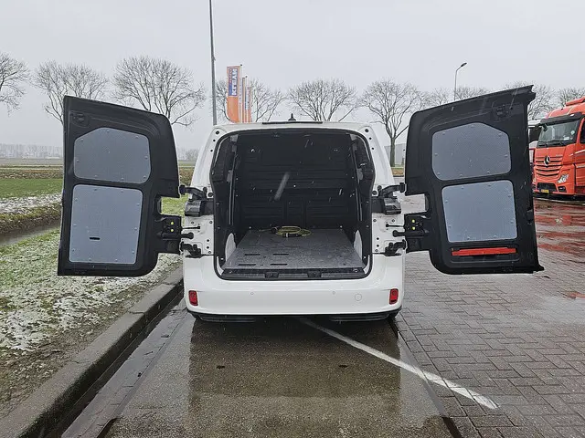 Volkswagen ID. Buzz Cargo