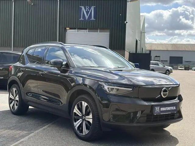 Volvo XC40 Recharge Plus VAN:33.900,- VOOR:30.877,- UW HERFSTVOORDEEL:3.023,- SOH 92%| PILOT ASSIST...
