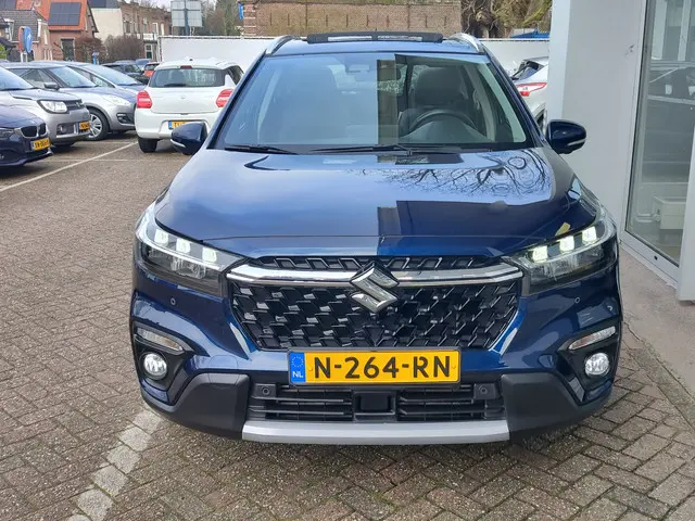 Suzuki S-Cross