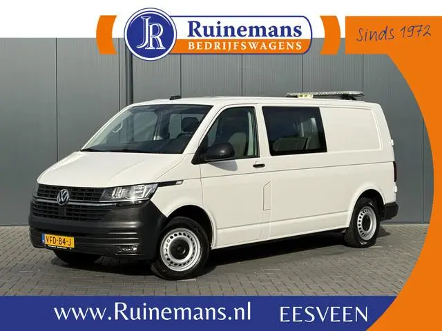 Volkswagen Transporter 2.0 TDI 111 PK / L2H1 / DUBBELE CABINE / 1e EIG. / TREKHAAK / CRUISE / CARPLA...