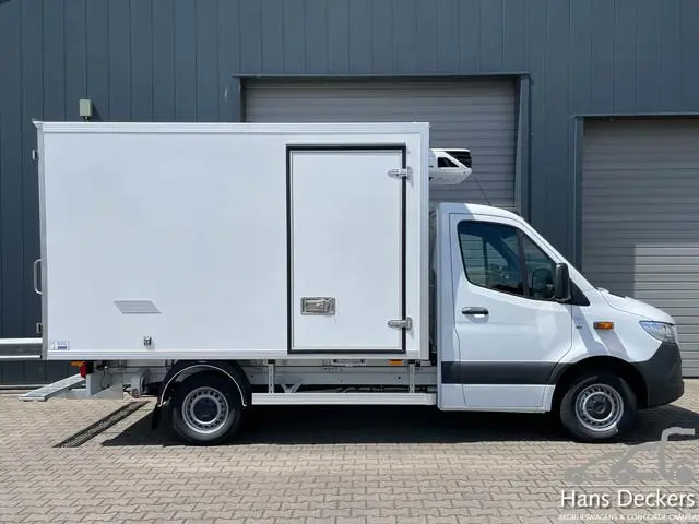 MERCEDESBENZ eSprinter eSprinter 414 Koelwagen Dag & Nacht Carrier Transicold