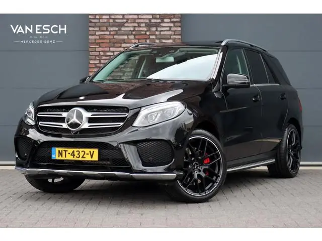 Mercedes-Benz GLE-klasse 400 4MATIC AMG Line | Distronic+ | Luchtvering | Schuifdak | Trekhaak | Nap...