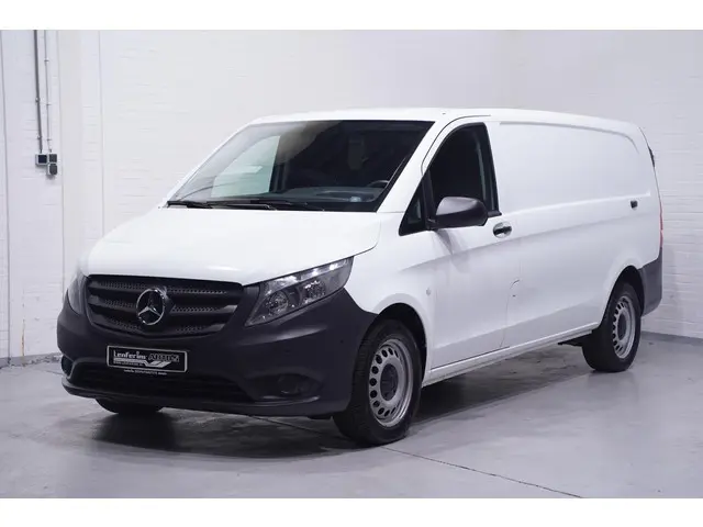 Mercedes-Benz Vito 119 CDI 190 pk Extra Lang 4Matic 4x4 Aut. Airco, Cruise Control, Camera, PDC V+A,...