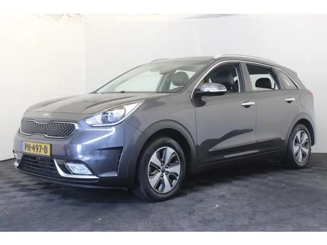 Kia Niro 1.6 GDi Hybrid First Edition