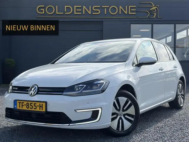Volkswagen e-Golf ✓SOH 84,55%✓Carplay✓Navi✓LED✓Clima✓Cruise✓Pdc V+A✓Lm velgen✓N.A.P✓Apk tot 07-2027