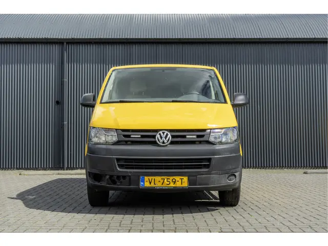 Volkswagen Transporter TDI | L2H1 | Cruise | PDC