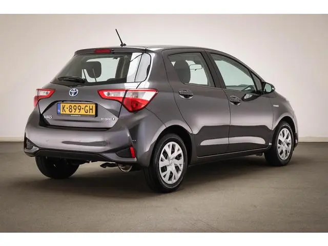 Toyota Yaris 1.5 Hybrid Active | DEALER ONDERHOUDEN | AUTOMAAT | CLIMA | CAMERA