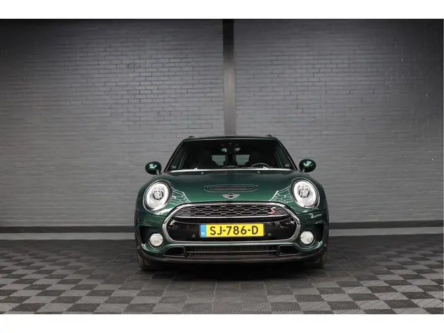 MINI Mini Clubman 2.0 Cooper S Chili Serious Business | PANORAMADAK | HUD | AUTOMAAT | HARMAN KARDON...
