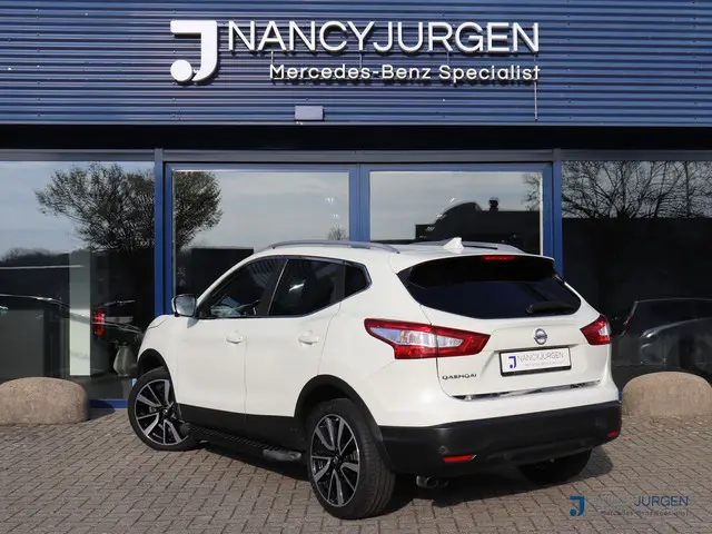 Nissan Qashqai 1.2 Tekna | Navi | Pano | 360 | Leder | LED Koplampen | Stoelverw. | Lane Departure W...