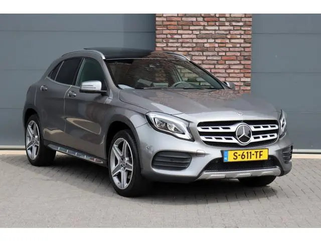 Mercedes-Benz GLA-klasse 250 4MATIC AMG Line Premium+ | Panoramadak | Distronic Pro | Memory | Harma...
