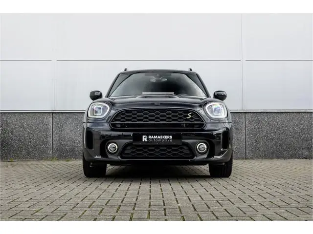 MINI Countryman 1.5 Cooper S E ALL4 Leder / Camera / 18 inch / Carplay